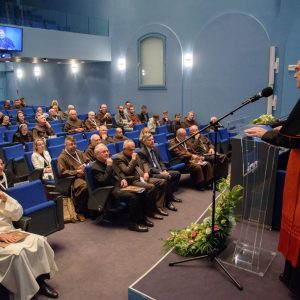 Raf-0015-1 400. godina franjevaca kapucina u Zagrebu: znanstveni simpozij